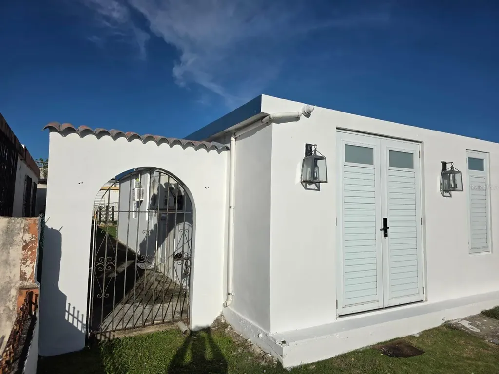 90 Calle Principal Humacao PR 00791