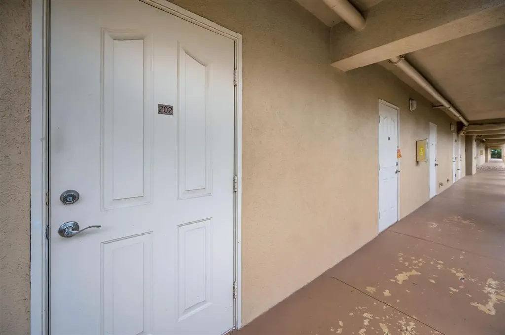 606 Wells Court Clearwater FL 33756