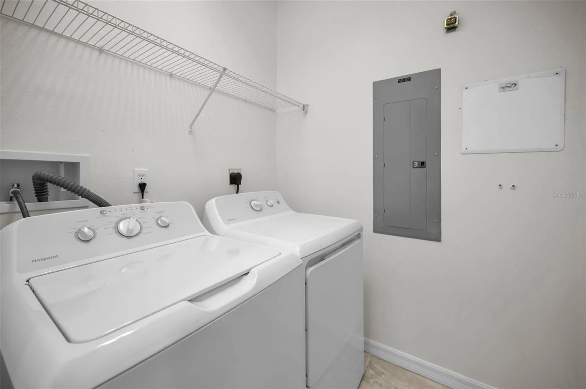 606 Wells Court Clearwater FL 33756
