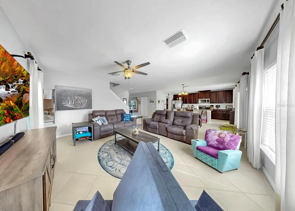 8105 Rothbury Hills Place Gibsonton FL 33534