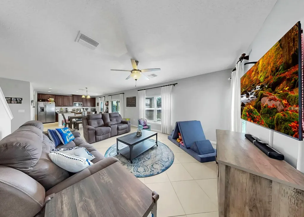 8105 Rothbury Hills Place Gibsonton FL 33534