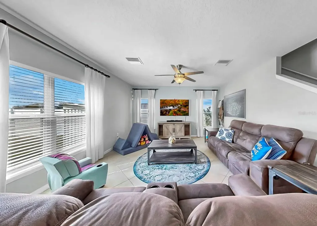 8105 Rothbury Hills Place Gibsonton FL 33534