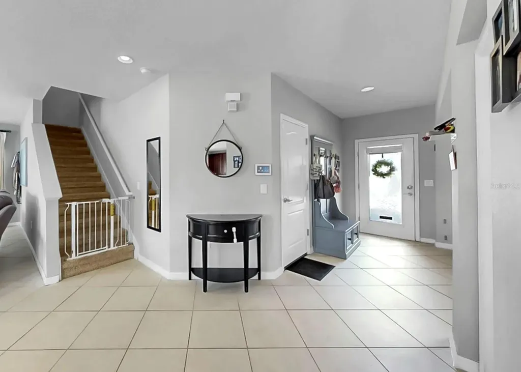 8105 Rothbury Hills Place Gibsonton FL 33534