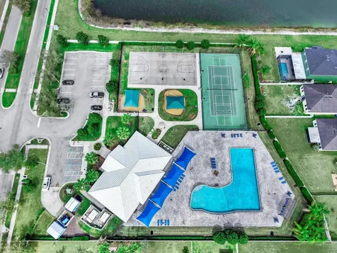 8105 Rothbury Hills Place Gibsonton FL 33534