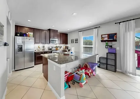 8105 Rothbury Hills Place Gibsonton FL 33534