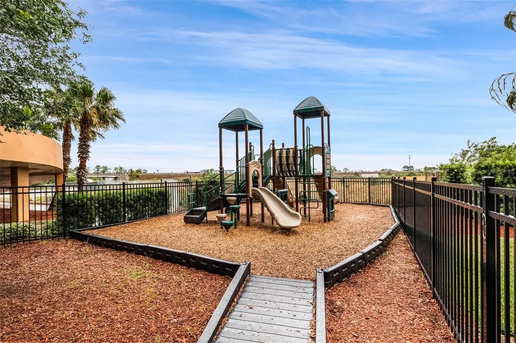8112 Poinciana Boulevard Orlando FL 32821