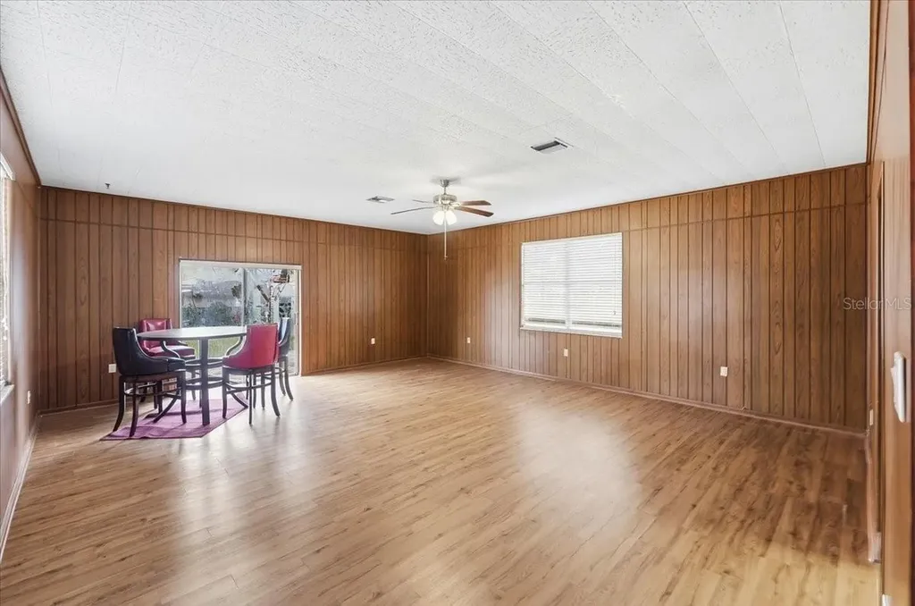 137 Highland Avenue Auburndale FL 33823