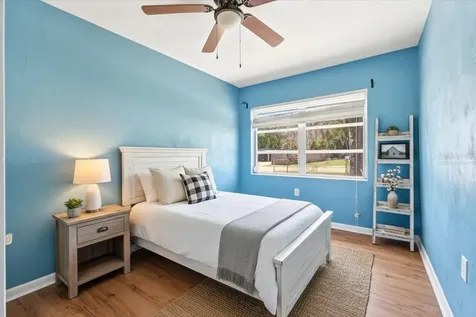 137 Highland Avenue Auburndale FL 33823