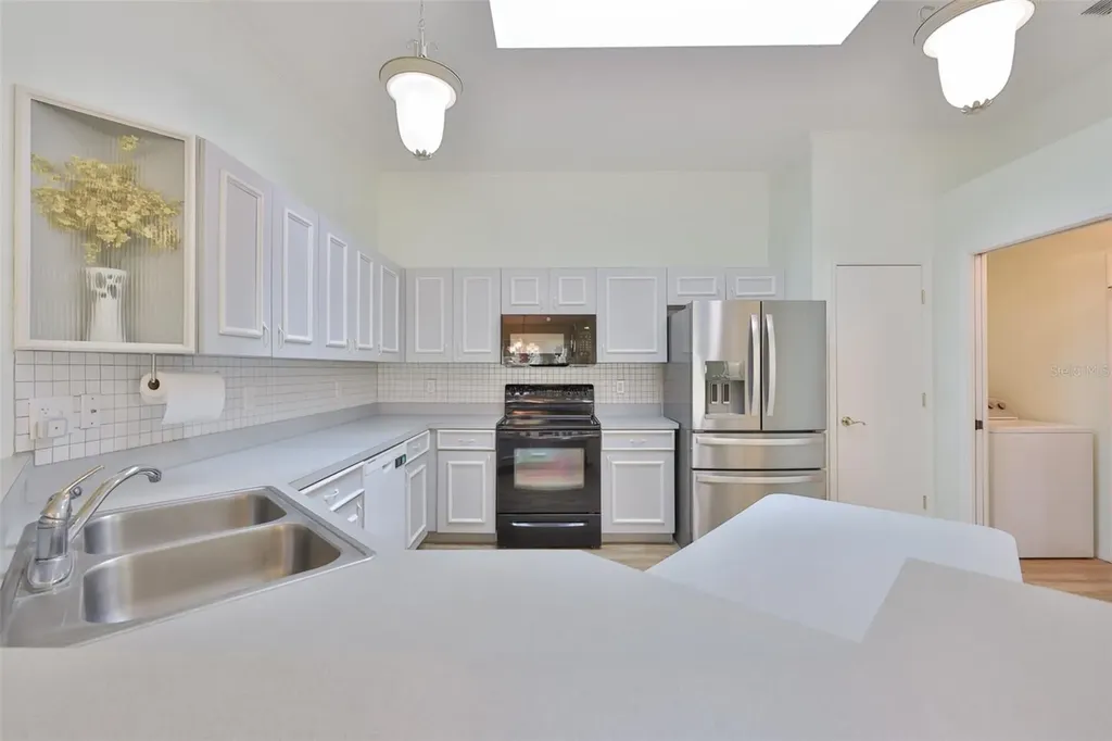 2411 Old Nantucket Court Sun City Center FL 33573