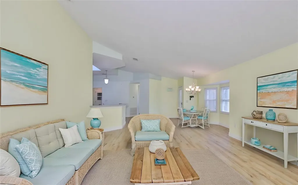 2411 Old Nantucket Court Sun City Center FL 33573