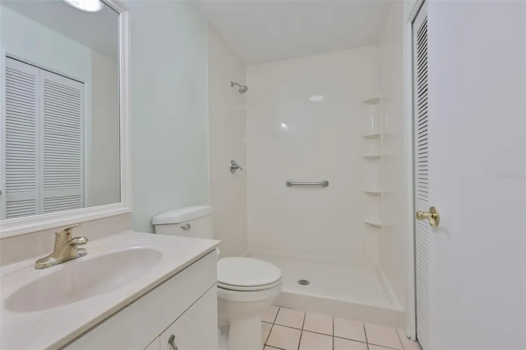 2411 Old Nantucket Court Sun City Center FL 33573