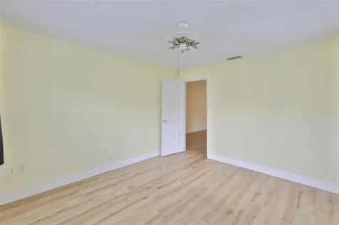 2411 Old Nantucket Court Sun City Center FL 33573