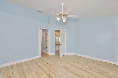 2411 Old Nantucket Court Sun City Center FL 33573