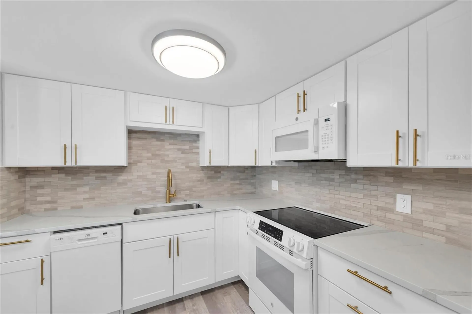 2043 Denmark Street Clearwater FL 33763