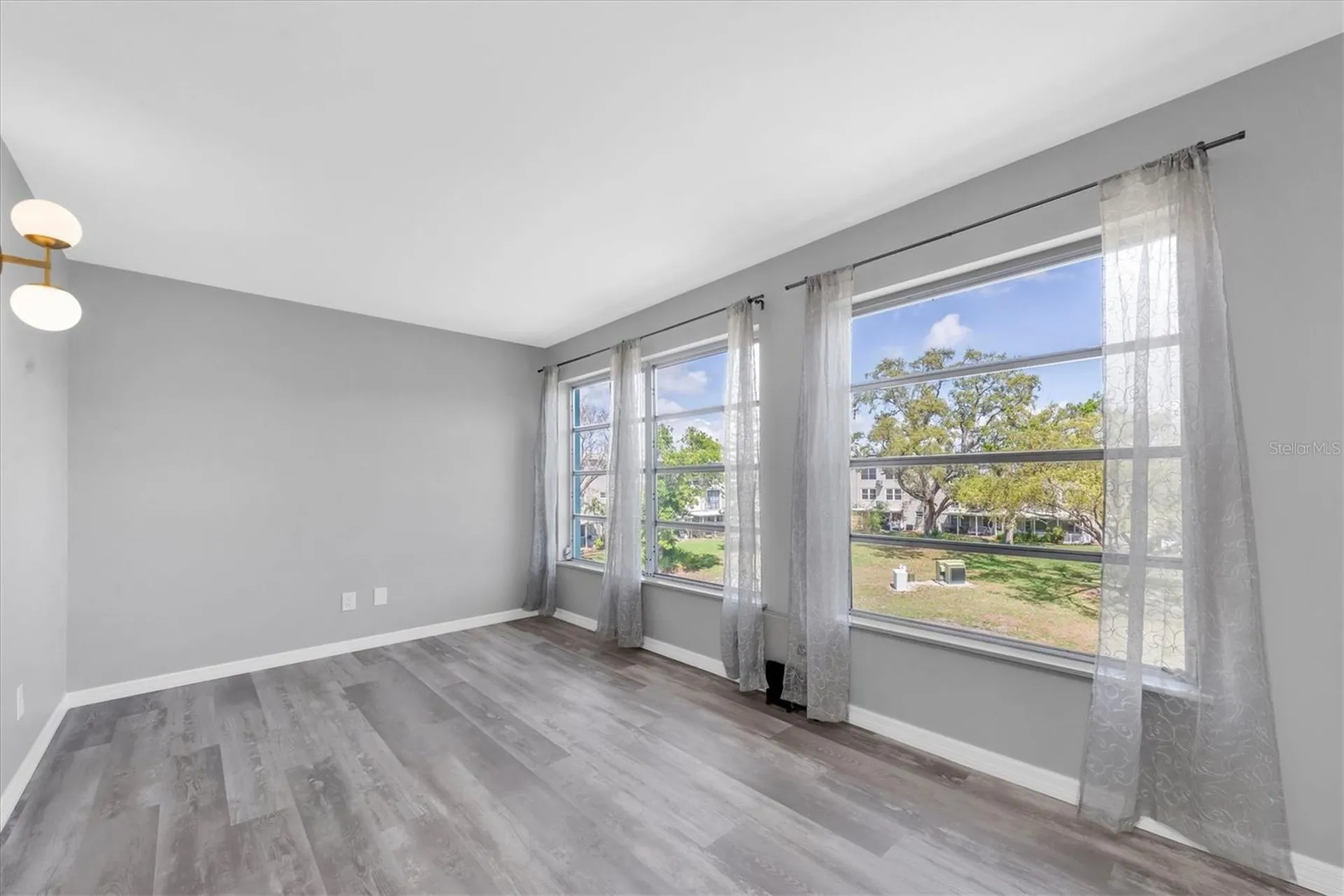 2043 Denmark Street Clearwater FL 33763