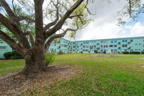 2043 Denmark Street Clearwater FL 33763
