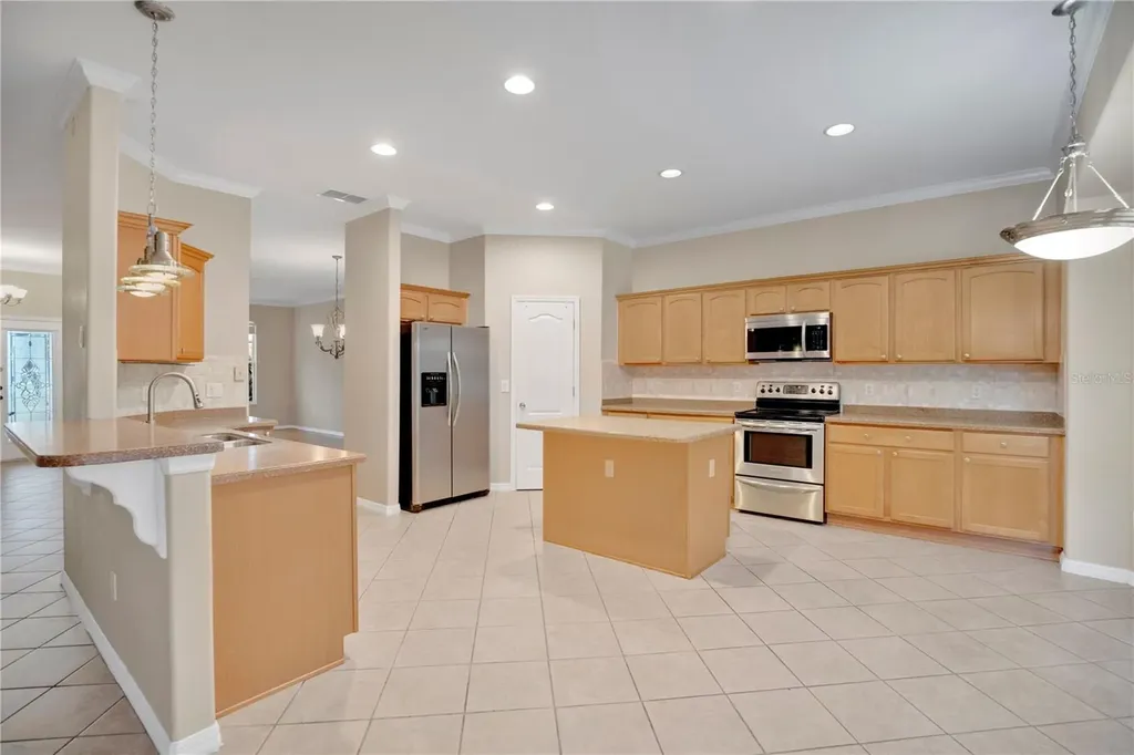 2615 Lakemoor Drive Orlando FL 32828