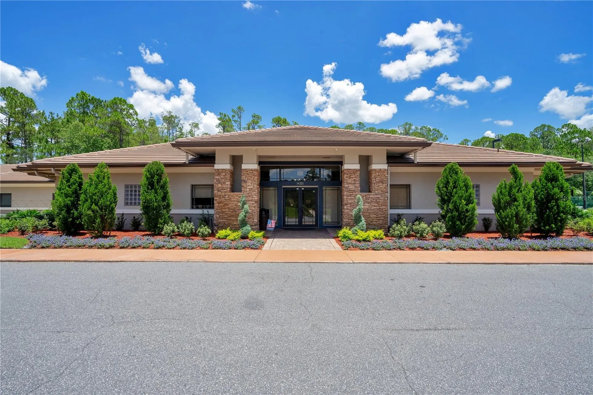 2615 Lakemoor Drive Orlando FL 32828
