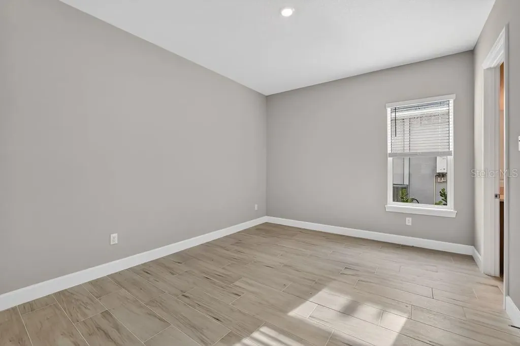 15246 Contenta Loop Bradenton FL 34211