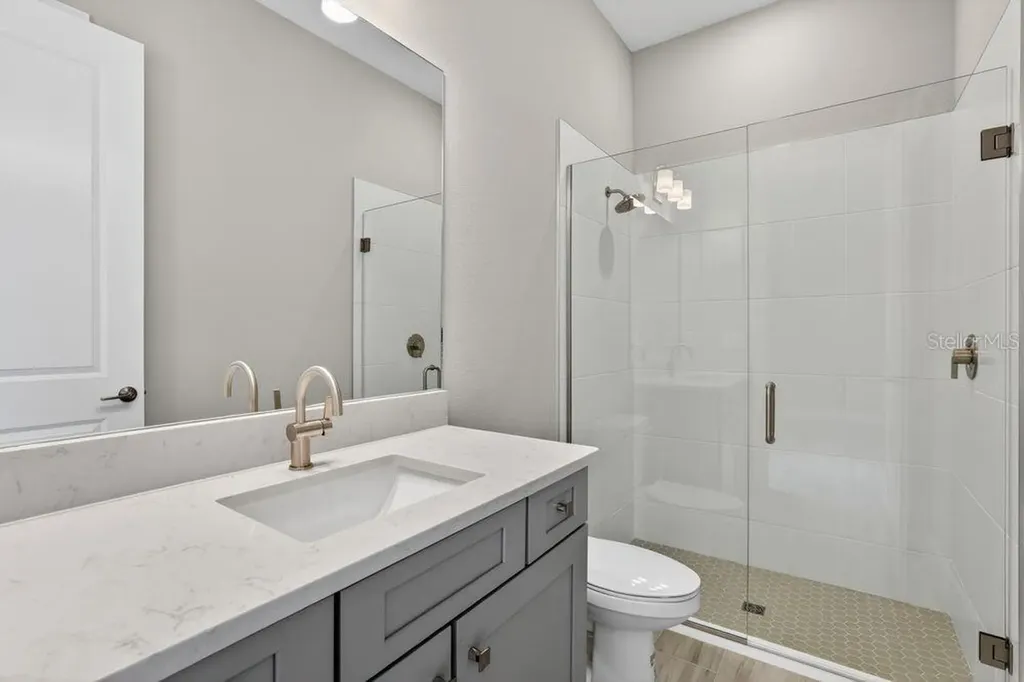 15246 Contenta Loop Bradenton FL 34211