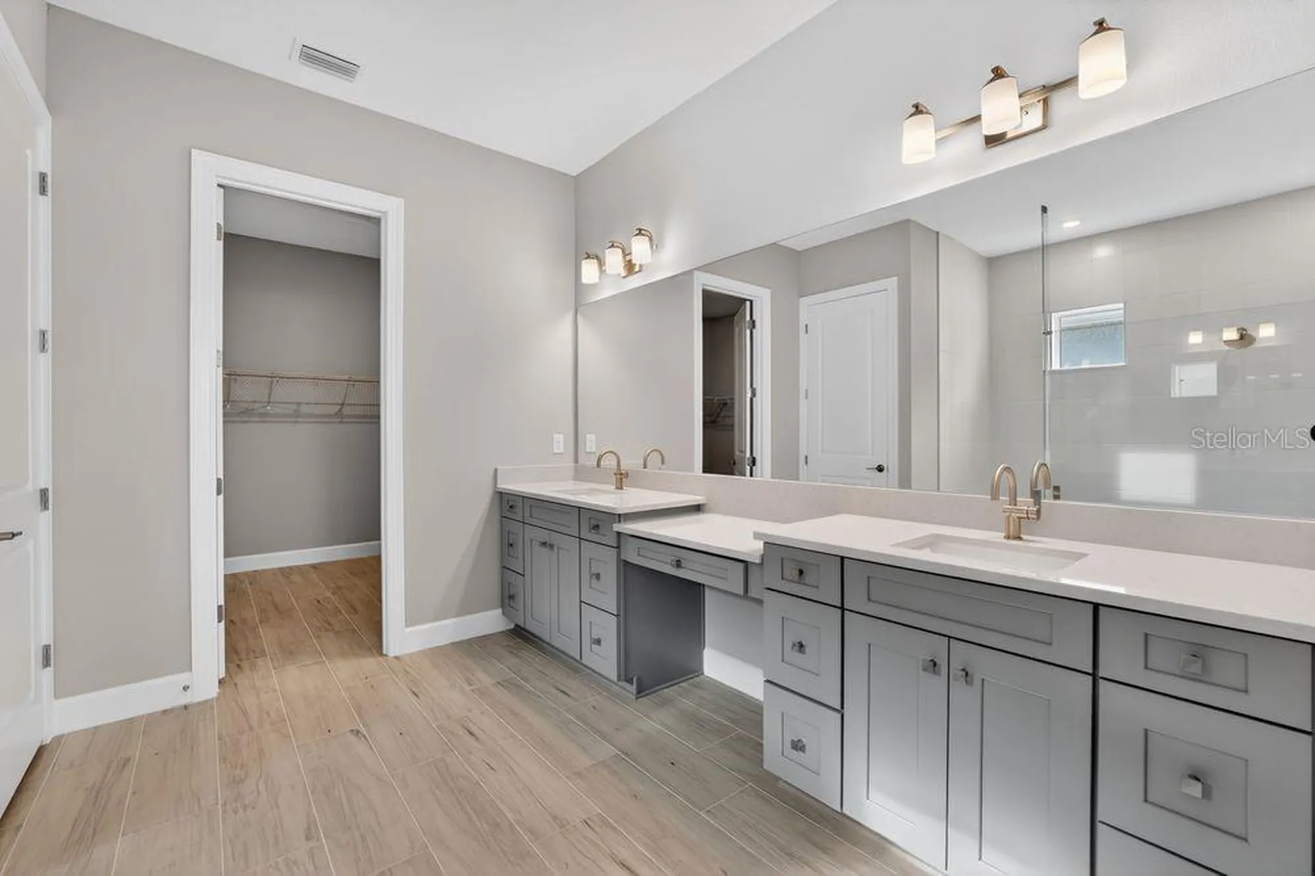 15246 Contenta Loop Bradenton FL 34211