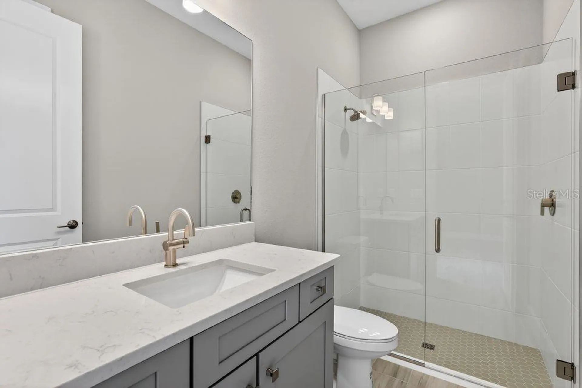 15246 Contenta Loop Bradenton FL 34211