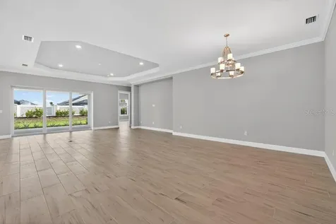 15246 Contenta Loop Bradenton FL 34211