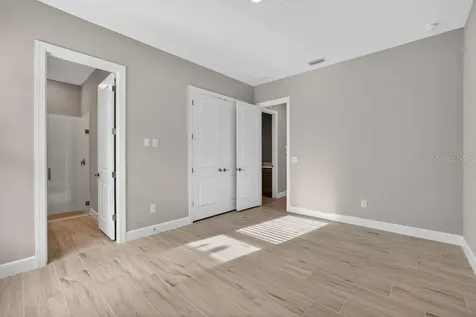 15246 Contenta Loop Bradenton FL 34211