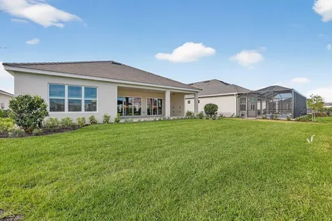 15246 Contenta Loop Bradenton FL 34211