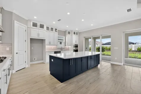15246 Contenta Loop Bradenton FL 34211