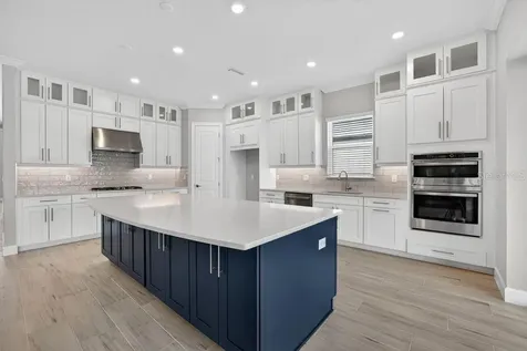 15246 Contenta Loop Bradenton FL 34211
