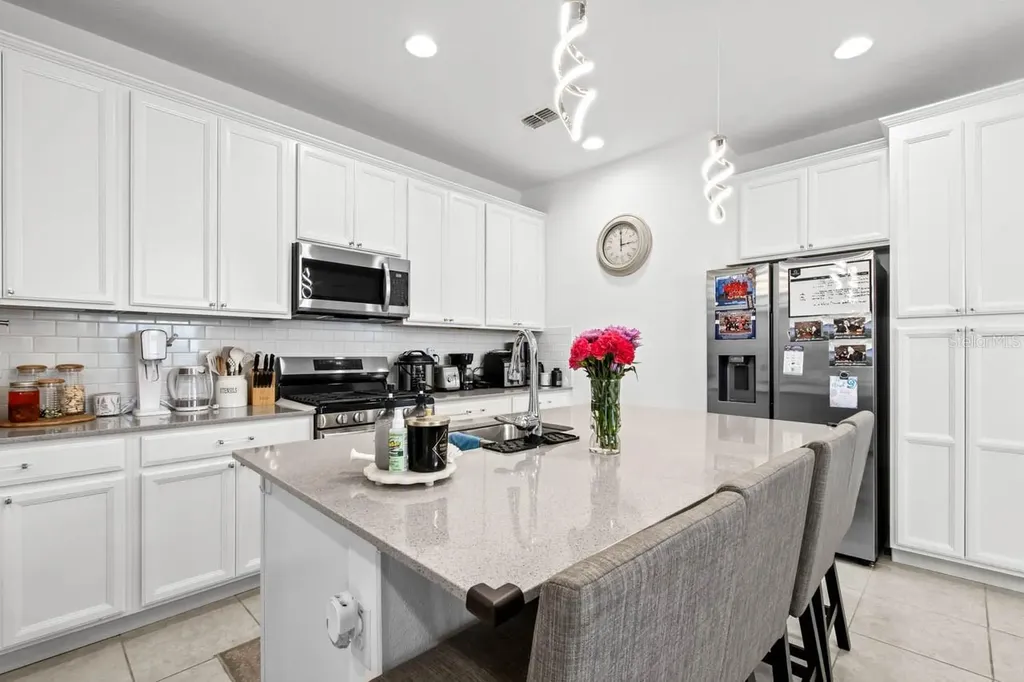 6262 Goldcoast Avenue Apollo Beach FL 33572