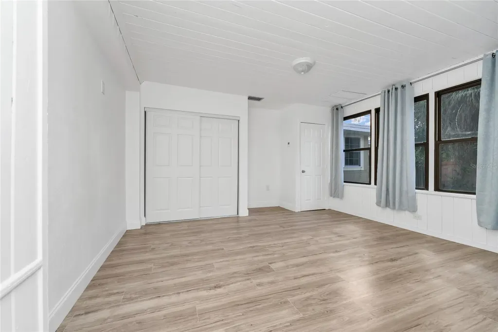 1244 Lake Avenue Clermont FL 34711