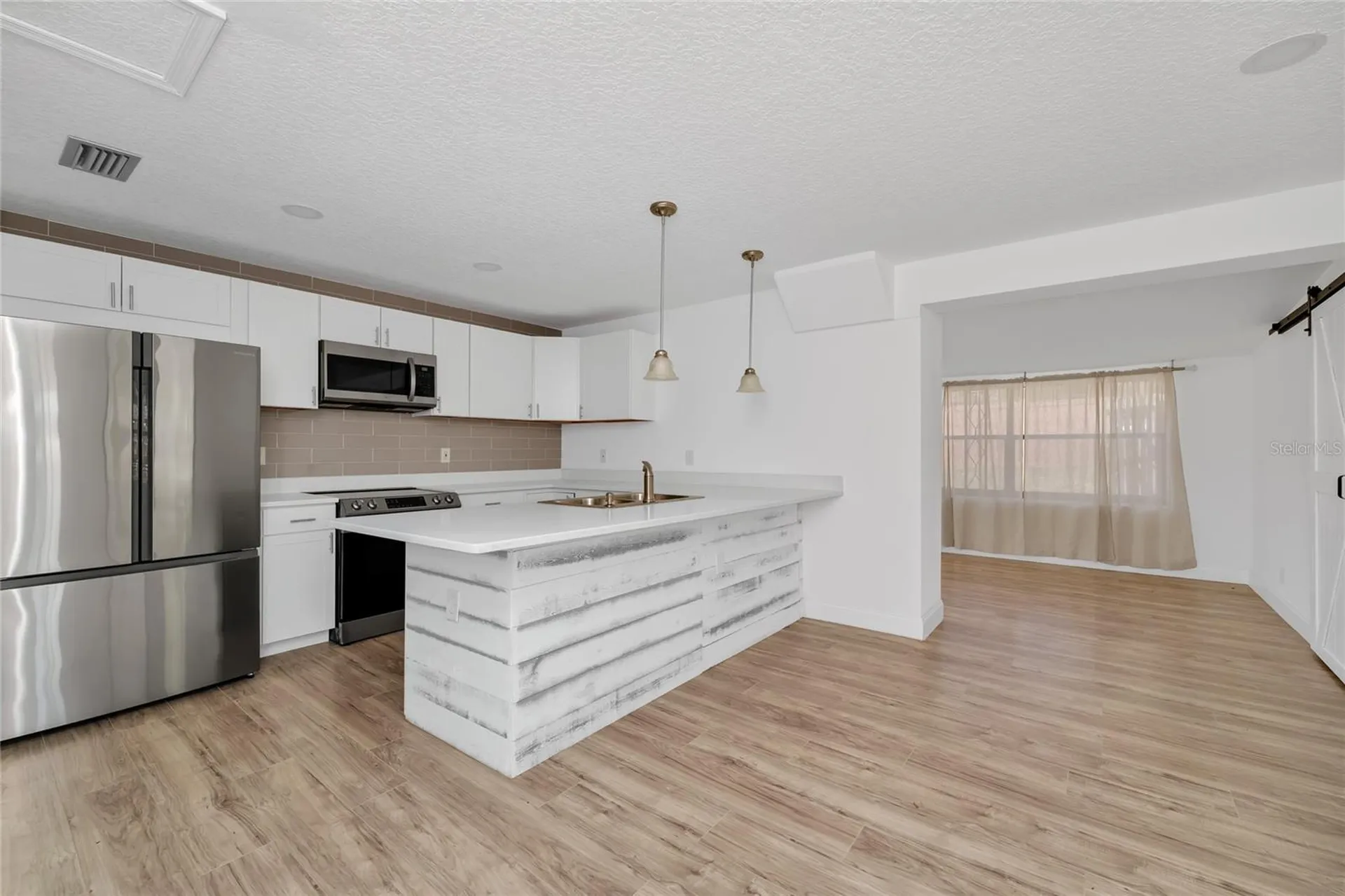 1244 Lake Avenue Clermont FL 34711