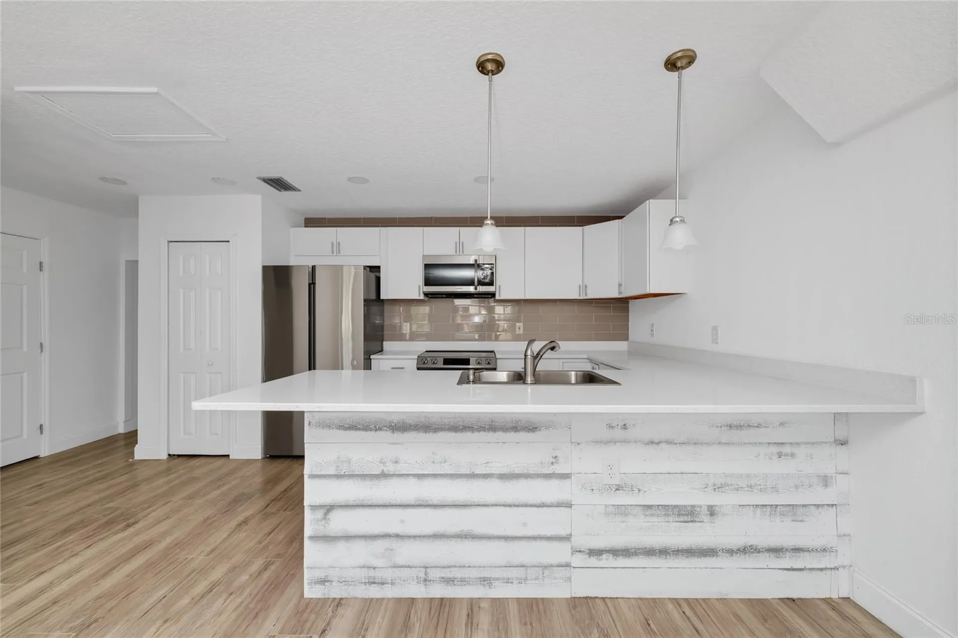 1244 Lake Avenue Clermont FL 34711