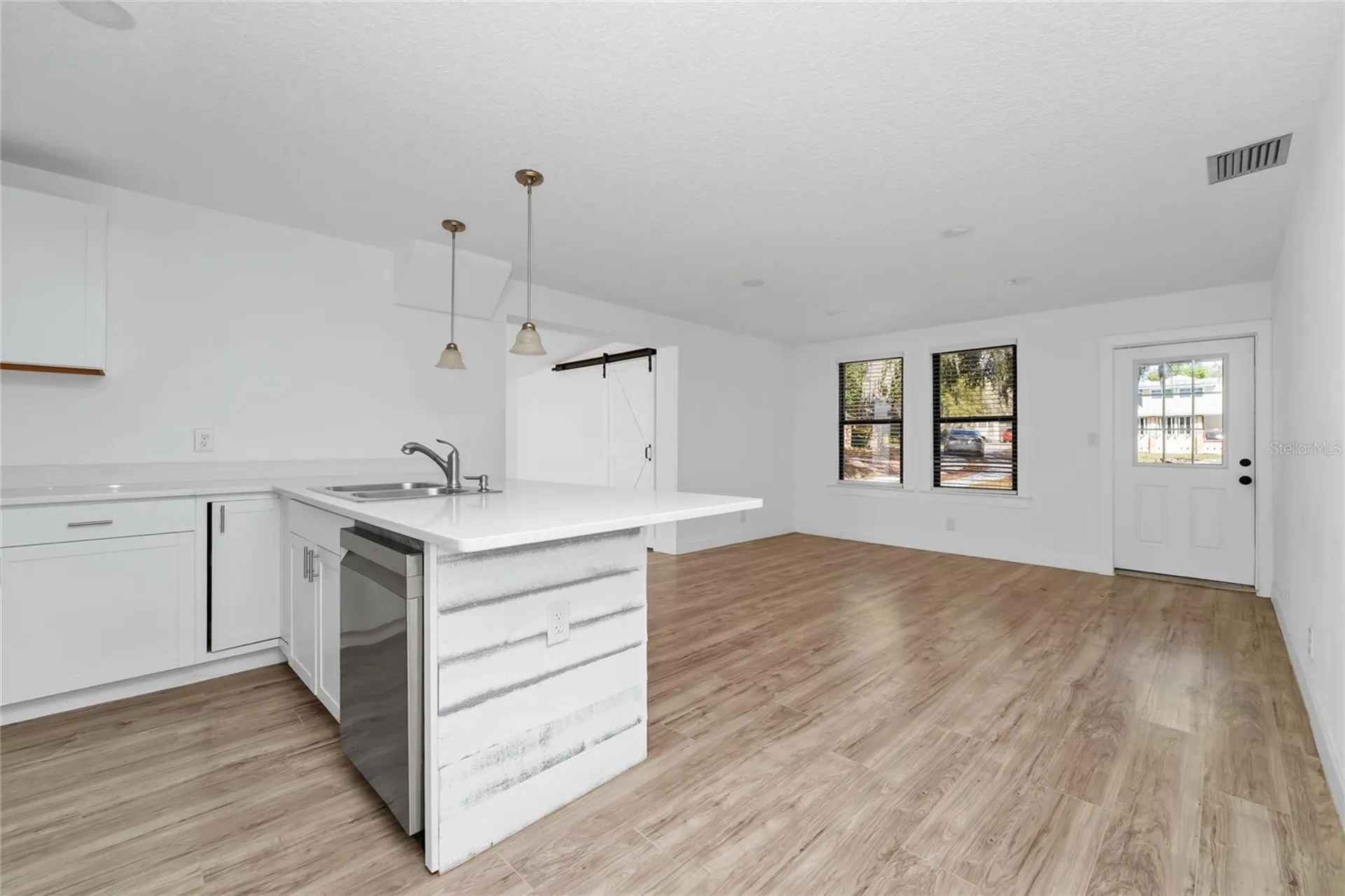 1244 Lake Avenue Clermont FL 34711