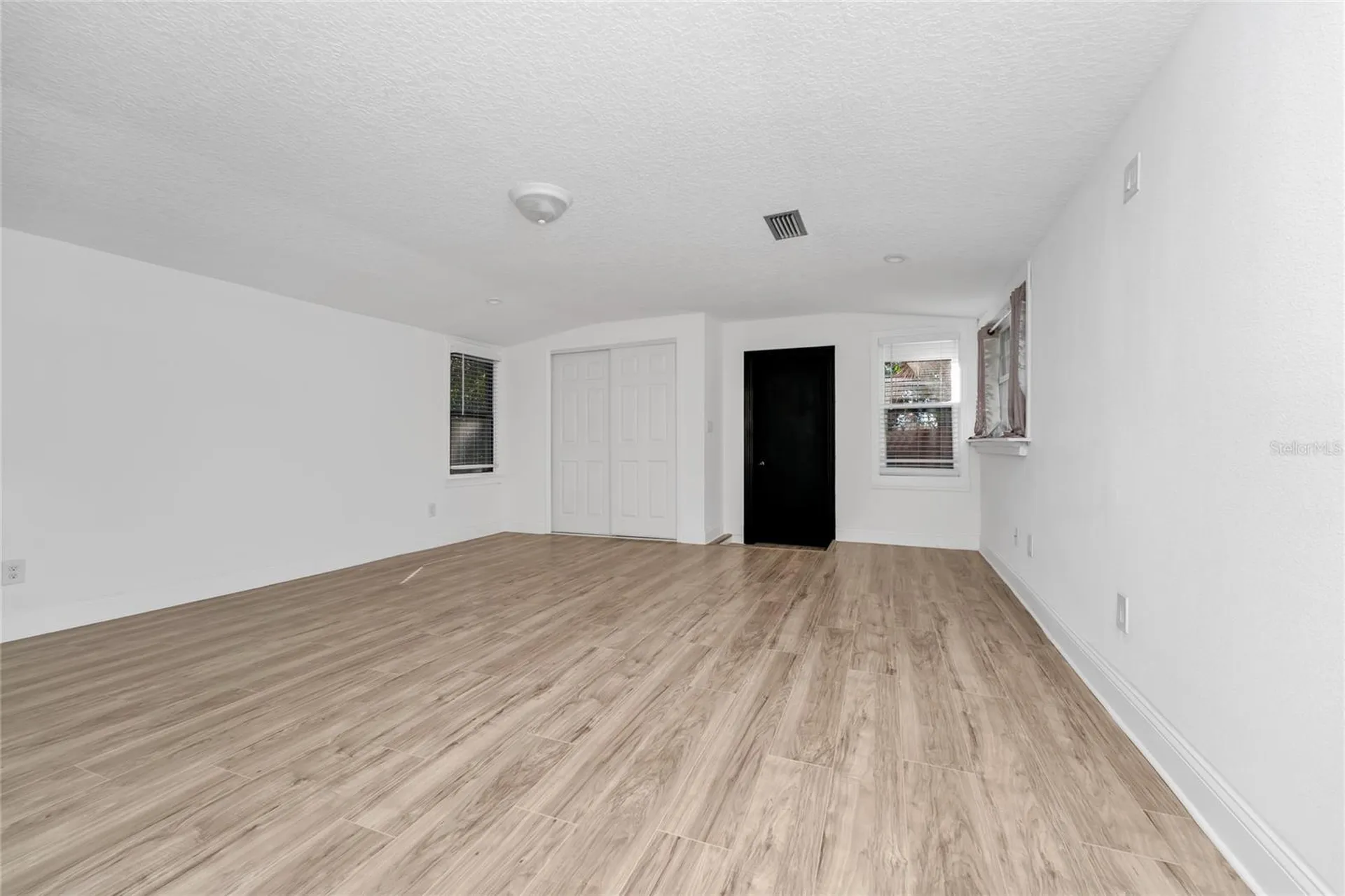 1244 Lake Avenue Clermont FL 34711