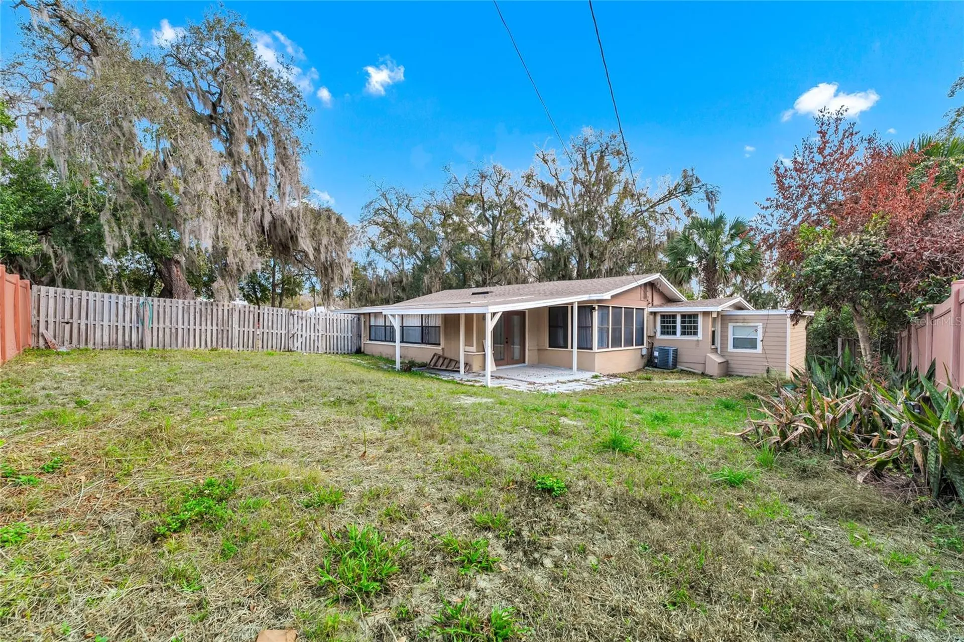 1244 Lake Avenue Clermont FL 34711