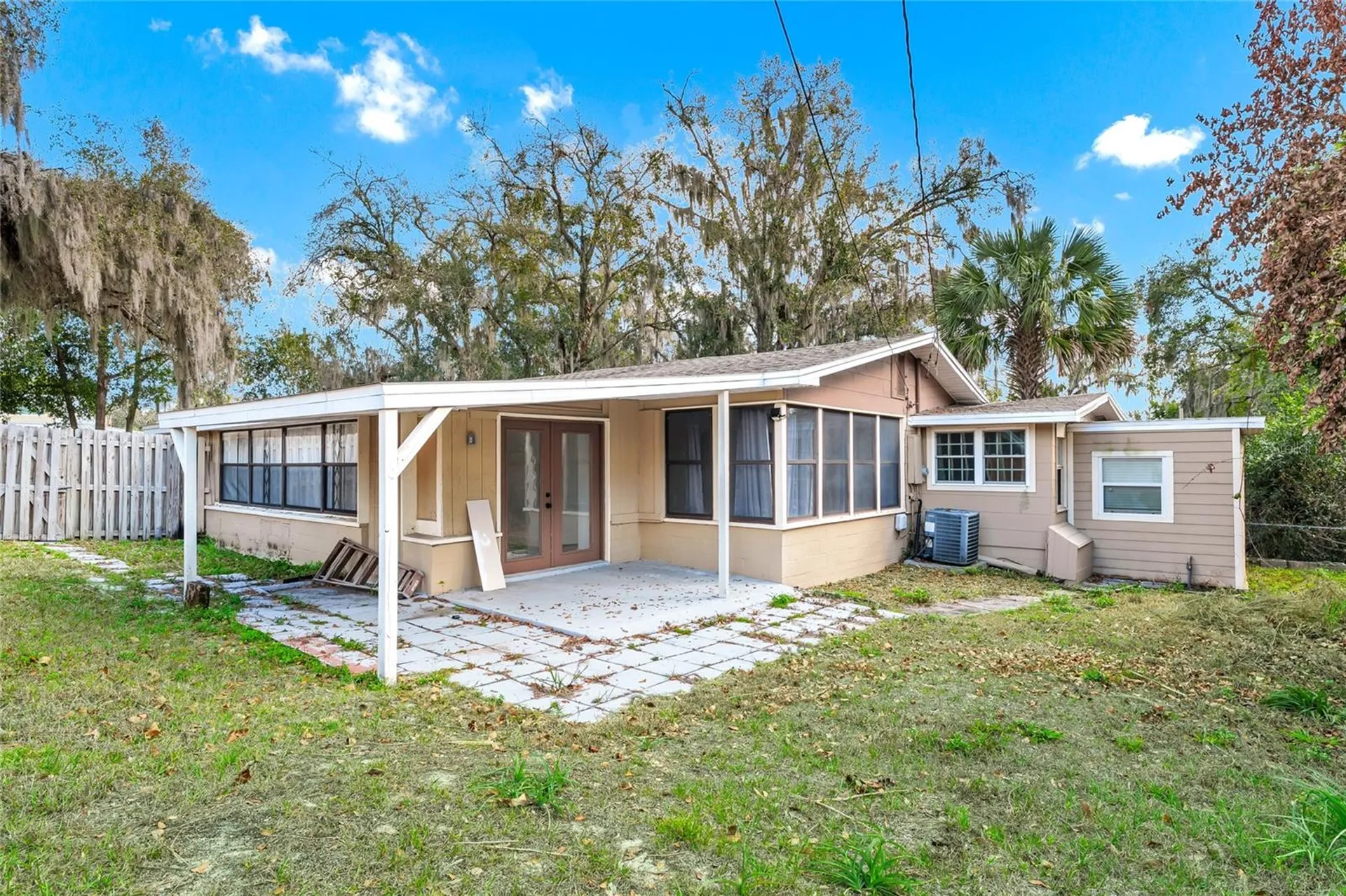1244 Lake Avenue Clermont FL 34711