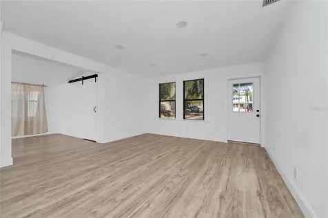 1244 Lake Avenue Clermont FL 34711
