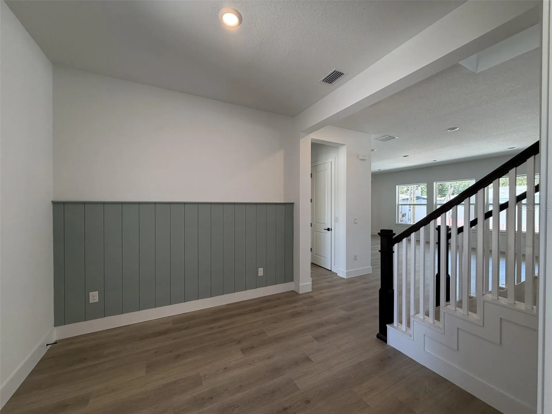 3601 E Tampa Circle Tampa FL 33629