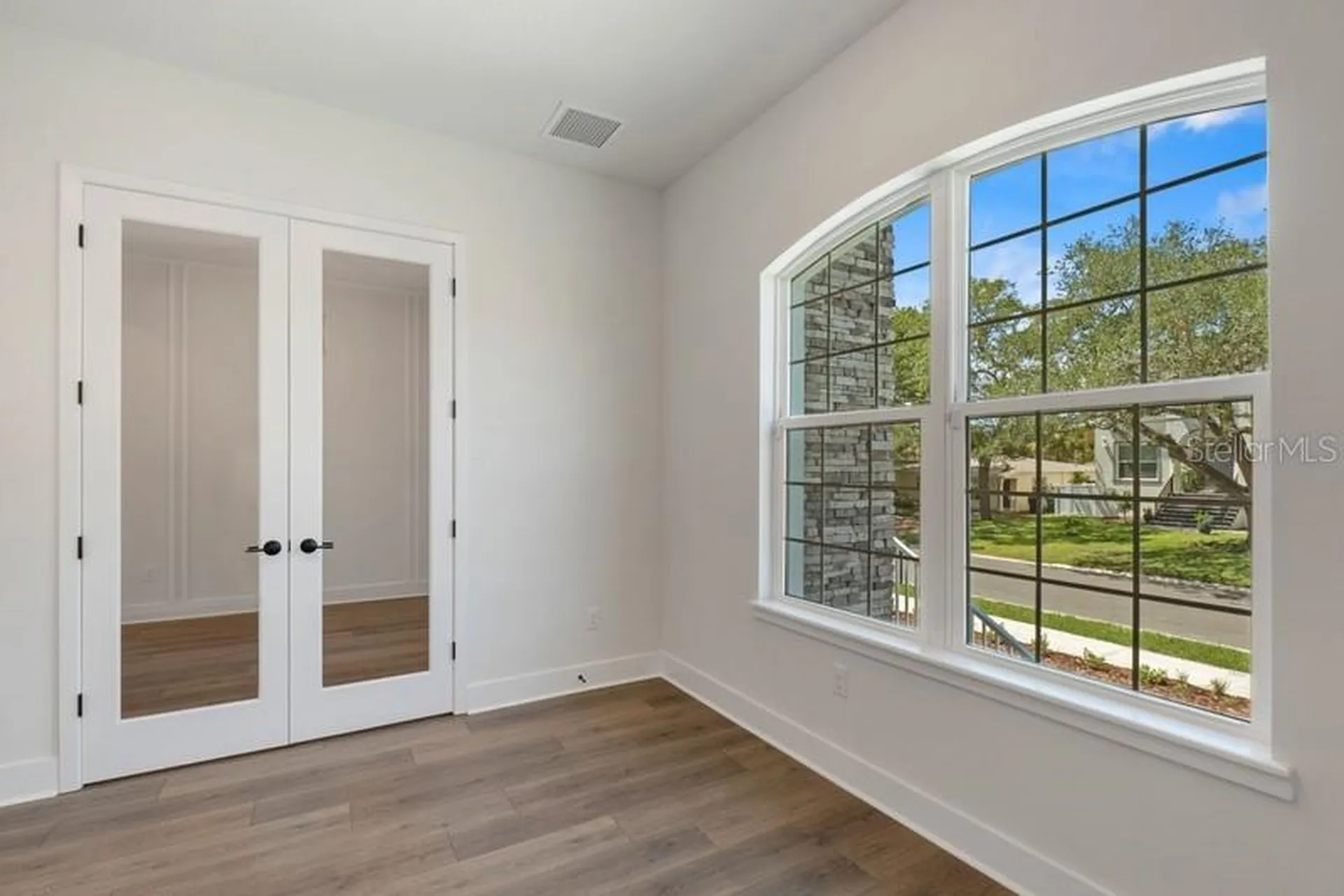 3601 E Tampa Circle Tampa FL 33629