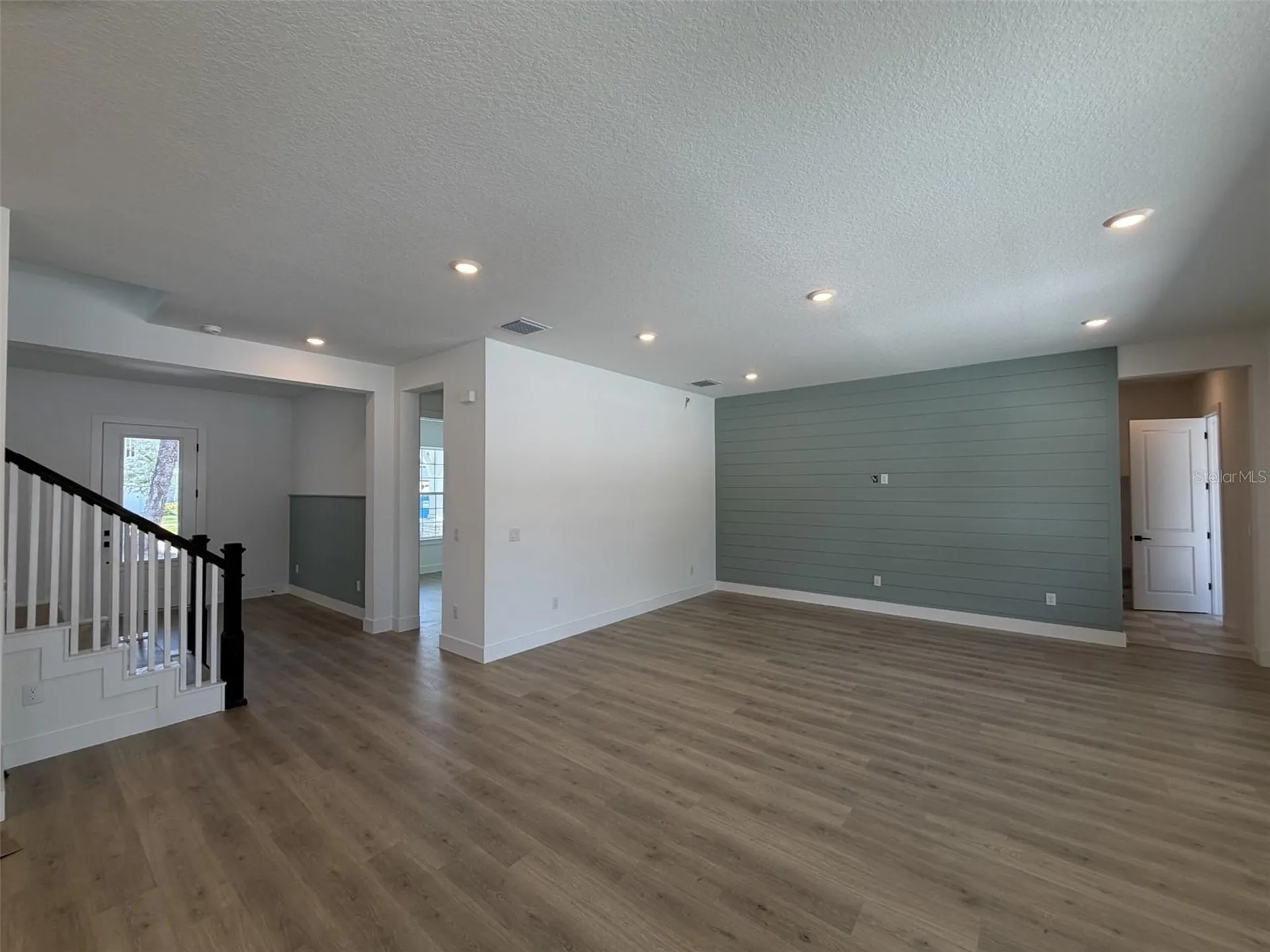 3601 E Tampa Circle Tampa FL 33629