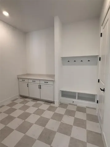 3601 E Tampa Circle Tampa FL 33629