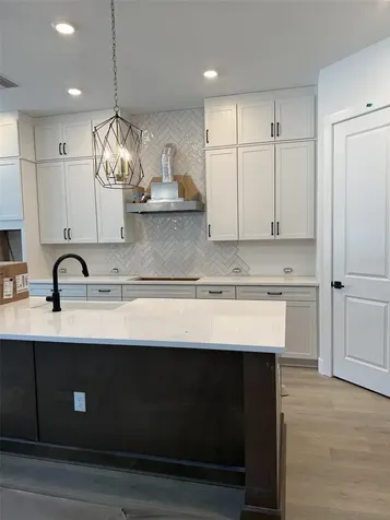 3601 E Tampa Circle Tampa FL 33629