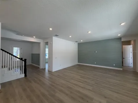 3601 E Tampa Circle Tampa FL 33629