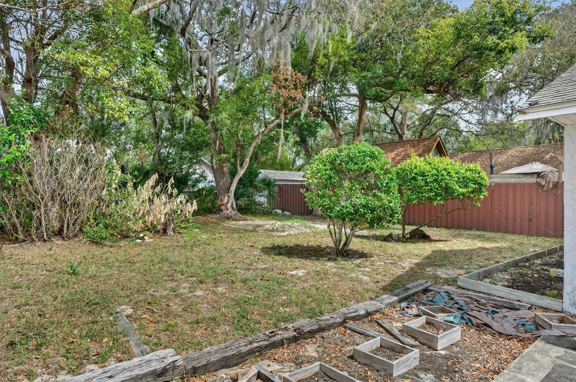 1109 E 8th Avenue Mount Dora FL 32757