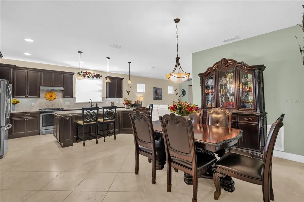 715 Asturias Road Davenport FL 33837