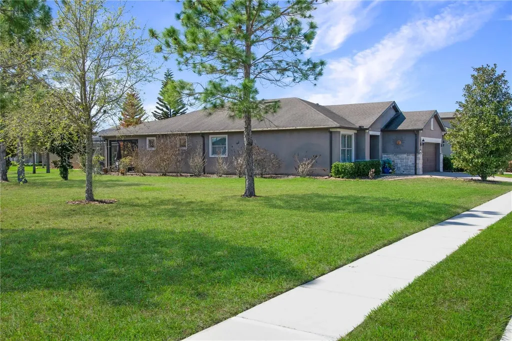 715 Asturias Road Davenport FL 33837