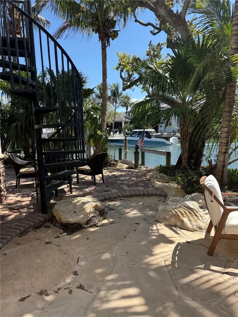 4651 Higel Avenue Sarasota FL 34242